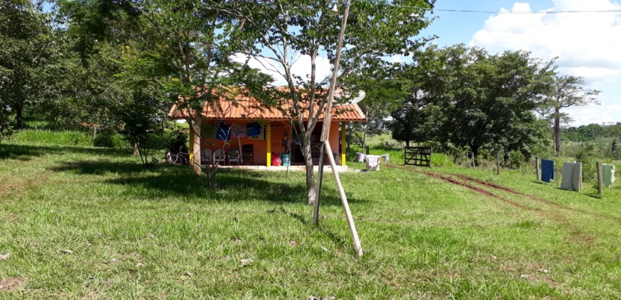 Área na Beira do rio