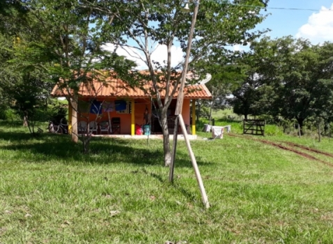 Área na Beira do rio