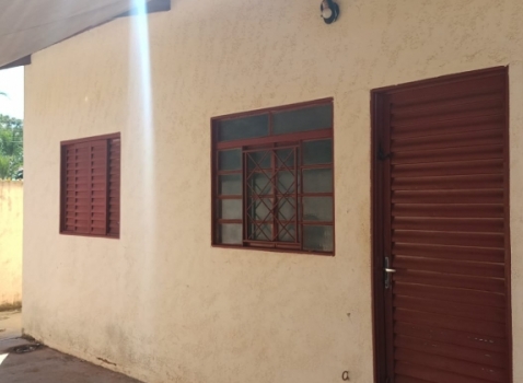 Rua das Orquideas, n° 65 - AP 01 - Jd Mangará - KitNet